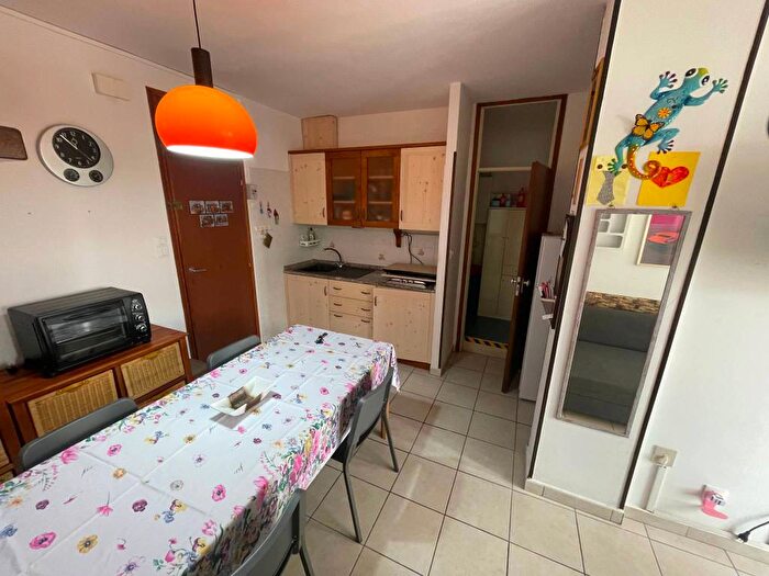 Appartamento trilocale in vendita in Via Silvio Pellico, Lido degli Estensi, Comacchio