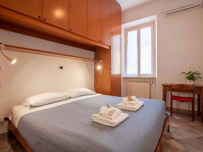 Appartamento bilocale in affitto in Via Francesco Caracciolo, Cipro, Roma