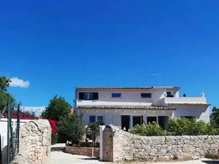 Casa con 6 locali in vendita in Scicli