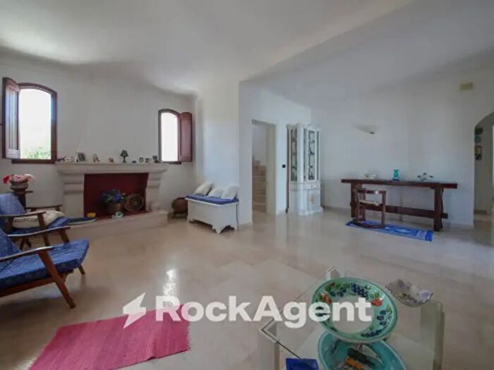 Casa con 6 locali in vendita in Via Venere, Carovigno