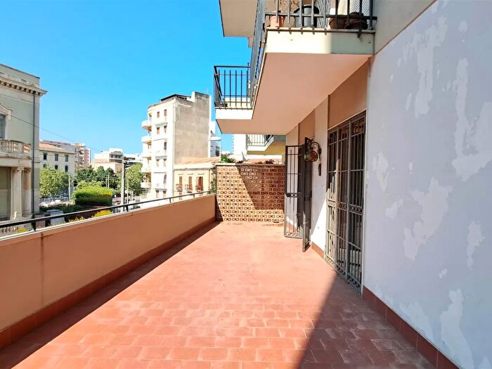 Appartamento con 6 locali in vendita in Catania