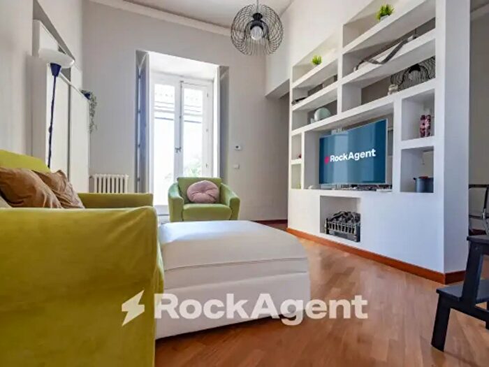 Appartamento bilocale in vendita in Via Giuseppe Poerio, Catanzaro