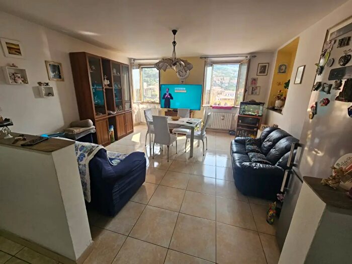 Appartamento trilocale in vendita in Ventimiglia