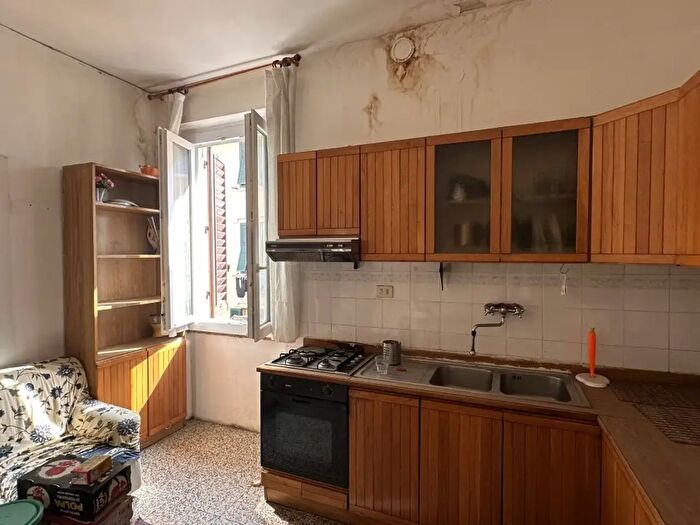 Appartamento quadrilocale in vendita in Via Quona, Pontassieve