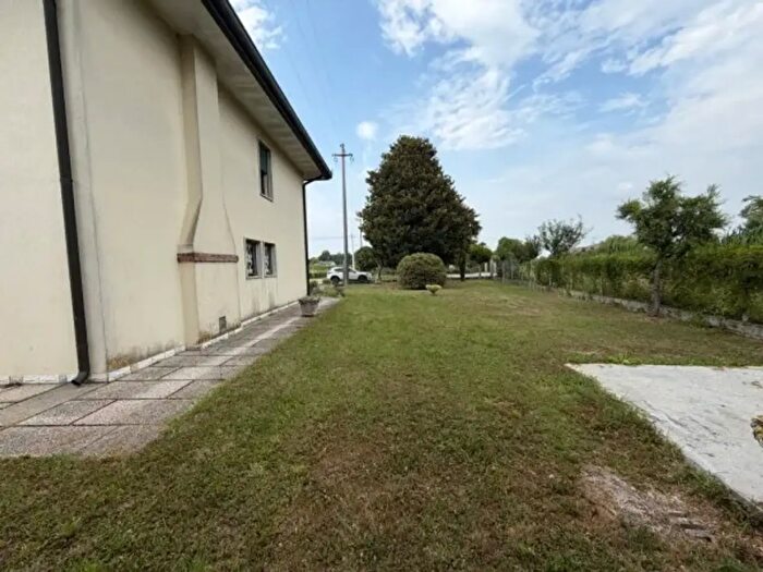 Casa con 6 locali in vendita in Via Risorgimento, Mira