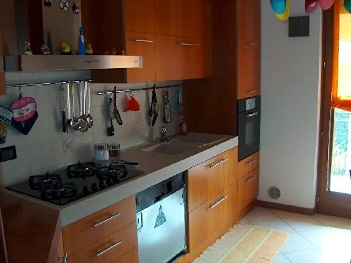 Appartamento con 5 locali in vendita in Caldogno