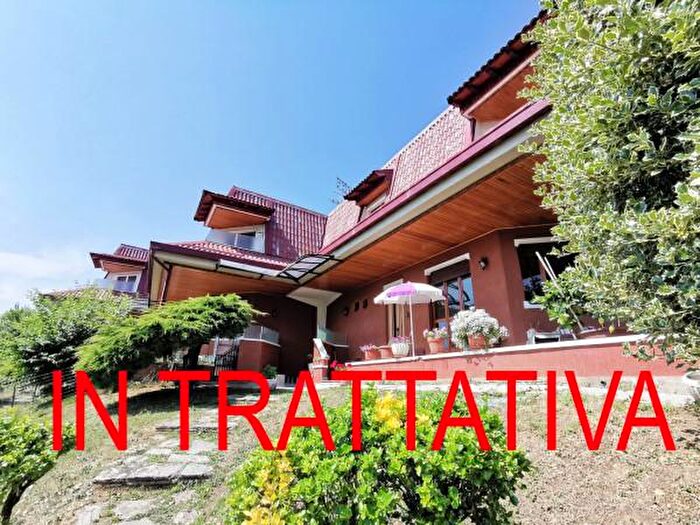 Casa con 6 locali in vendita in Borgata Meinà, Rubiana