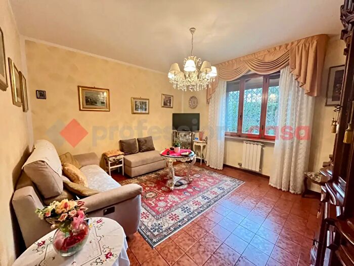 Appartamento quadrilocale in vendita in Via Usciana, Santa Maria A Monte