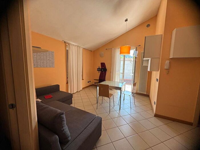 Appartamento quadrilocale in affitto in Via Orsi Mussi, Villanova Mondovì