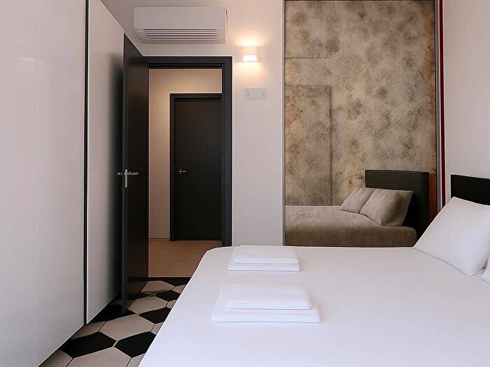 Appartamento bilocale in affitto in Ticinese, Milano