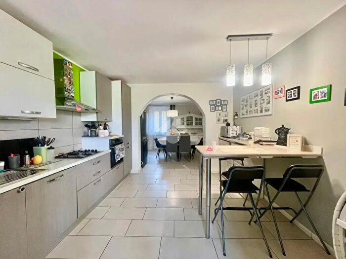 Appartamento quadrilocale in vendita in Via XXV Aprile, Filago