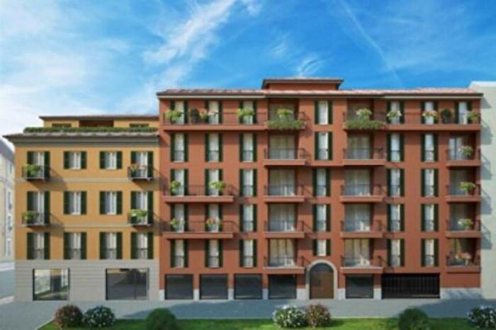 Appartamento trilocale in vendita in Via Emilia, Voghera