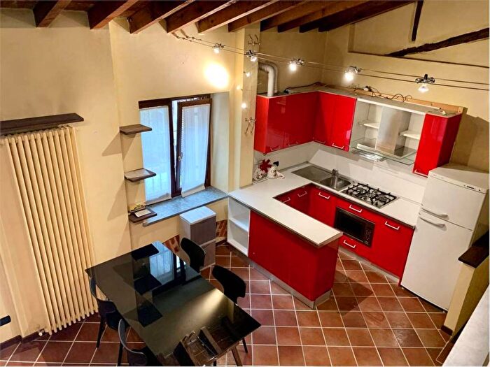 Appartamento bilocale in affitto in corso mazzini, Centro Storico, Novara