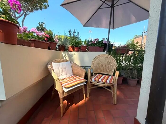 Appartamento quadrilocale in vendita in Viale Fratelli Bandiera, Riccione