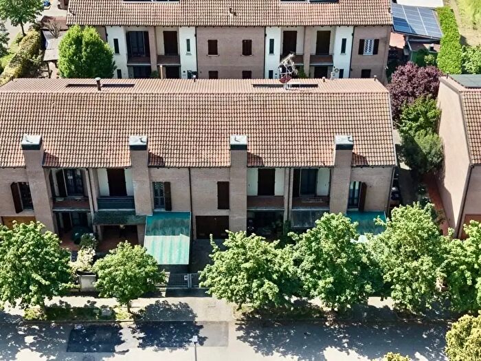 Casa con 5 locali in vendita in Via Chiesa, San Giorgio Di Piano