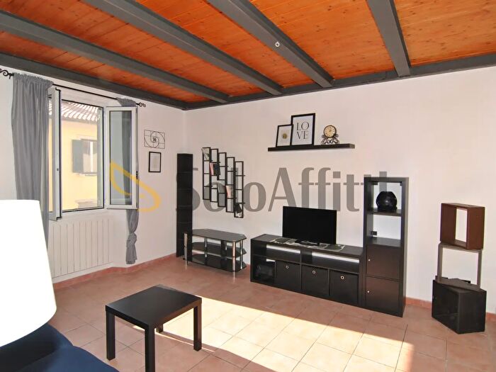 Appartamento trilocale in affitto in Via Fagiuoli, Livorno