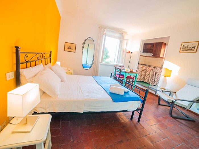 Appartamento monolocale in affitto in Via del Giardino Serristori, San Niccolò, Firenze