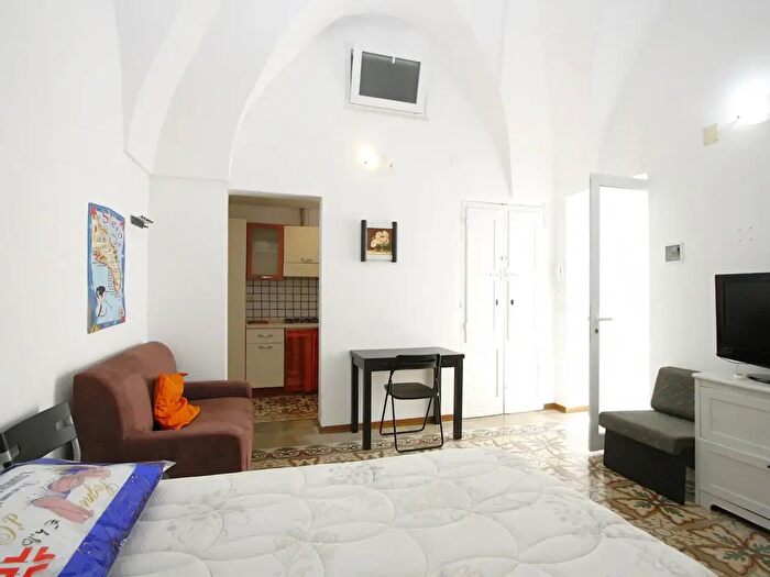 Casa quadrilocale in vendita in Via Trieste Matino Le Italia, Matino