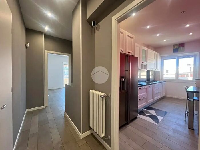 Appartamento trilocale in vendita in Via Acquaregna, Tivoli