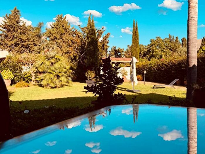 Casa con 6 locali in affitto in Viale Venere, Castelforte, Palermo