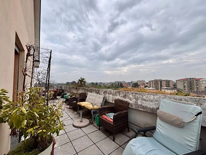 Appartamento quadrilocale in vendita in Via Marco Biagi, Gerenzano