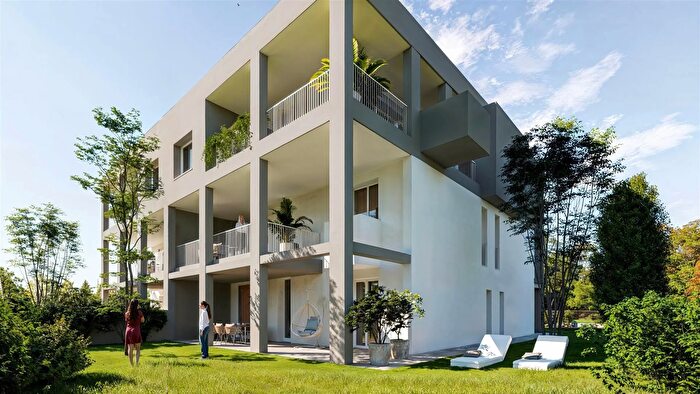 Appartamento con 6 locali in vendita in Via Andrea Gritti Treviso, Treviso