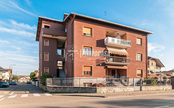 Appartamento quadrilocale in vendita in Limbiate