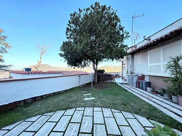 Casa quadrilocale in vendita in Via San Gennaro Agnano, Pozzuoli