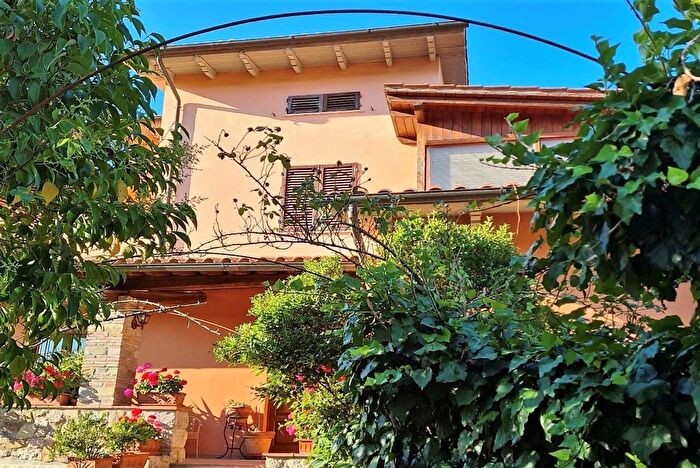 Casa con 9 locali in vendita in Accio Bandinelli, Gaiole In Chianti