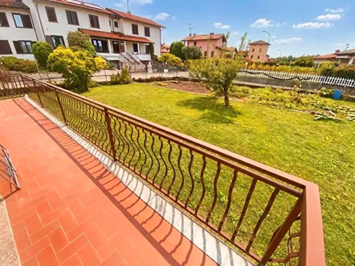 Casa quadrilocale in vendita in Via Don Lorenzo Milani, Olgiate Comasco