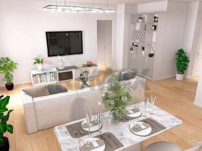 Appartamento trilocale in vendita in Viale Campania, Monza