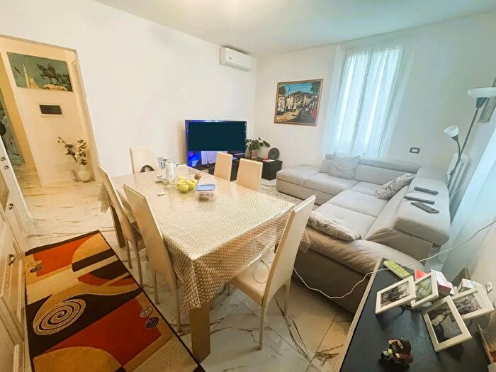 Appartamento trilocale in vendita in Via Tripoli, Reggio Emilia