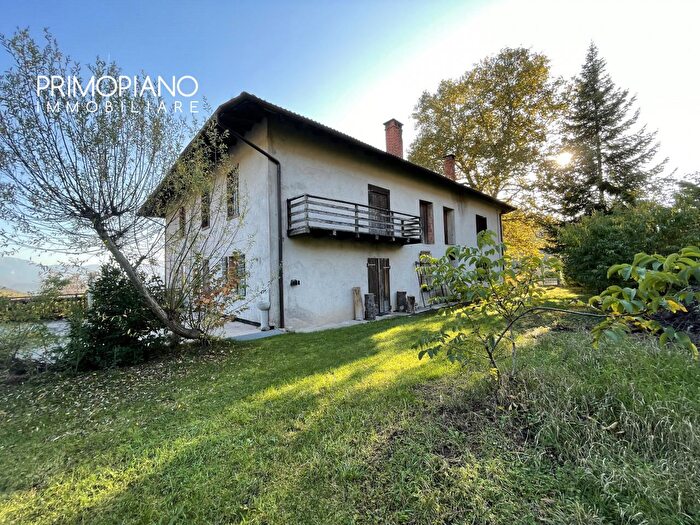 Casa con 5 locali in vendita in Via del Sas Bianch, Civezzano