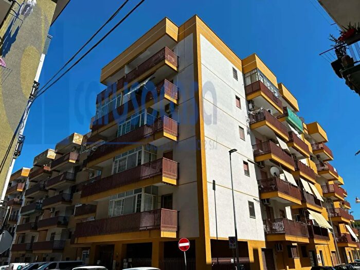 Appartamento trilocale in vendita in Via Catania, Augusta