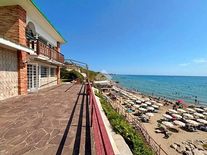 Casa trilocale in affitto in Via Ardeatina, Anzio