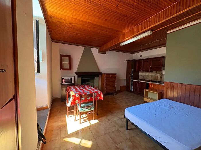 Appartamento monolocale in affitto in Via Luigi Cadorna, Viterbo