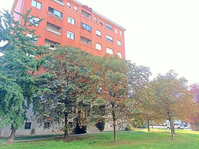 Appartamento trilocale in affitto in Piazza Aldo Palazzeschi, Paradigna Centro Torri, Parma