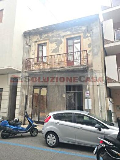 Appartamento quadrilocale in vendita in Via Umberto I, Roccalumera