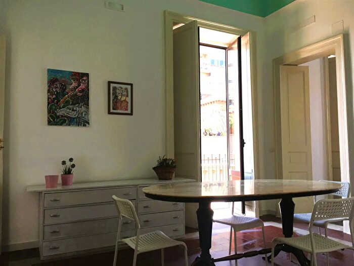 Appartamento trilocale in vendita in Catania