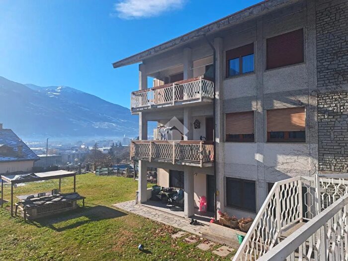 Appartamento trilocale in vendita in Località Condemine, Saint Christophe