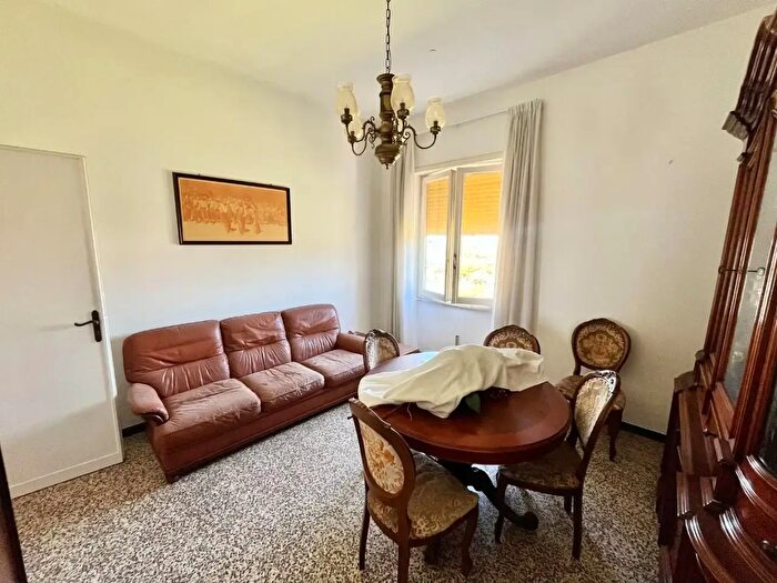 Appartamento quadrilocale in vendita in a Romana, Massa