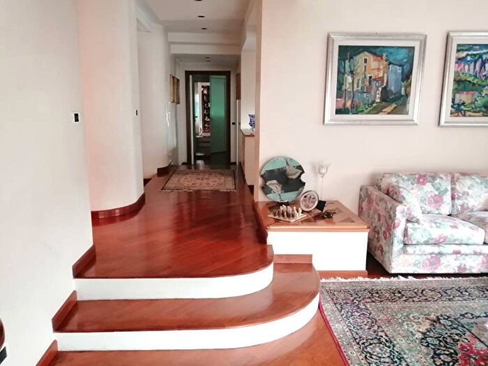 Appartamento quadrilocale in affitto in Viale delle Milizie, Prati, Roma
