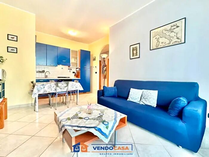 Appartamento bilocale in vendita in Via Umberto Giordano, Loano