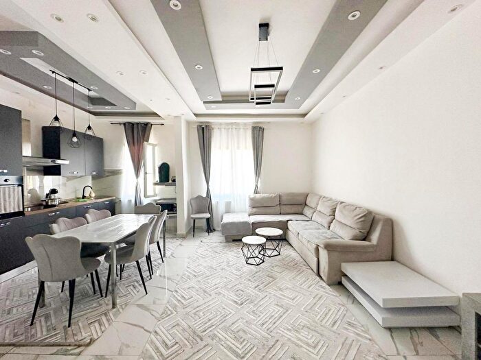 Appartamento trilocale in vendita in Corso Giacomo Matteotti, Ponsacco