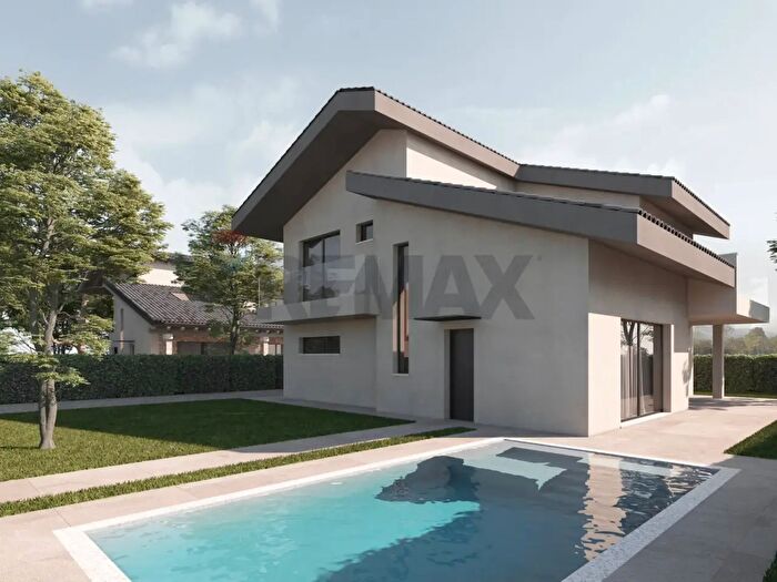 Casa quadrilocale in vendita in Rezzato