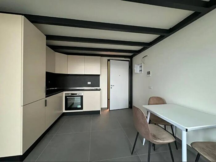 Appartamento bilocale in vendita in Via Ettore Ponti, Milano