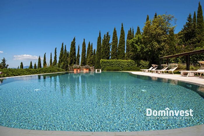 Casa con 8 locali in affitto in Strada Campocane, Capalbio