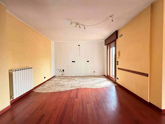 Appartamento con 6 locali in vendita in Via Monte Pasubio, Mogliano Veneto