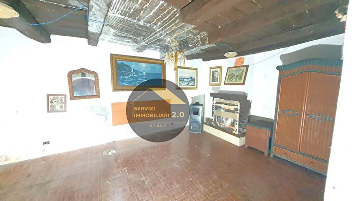 Appartamento bilocale in vendita in Via Castello, Agosta