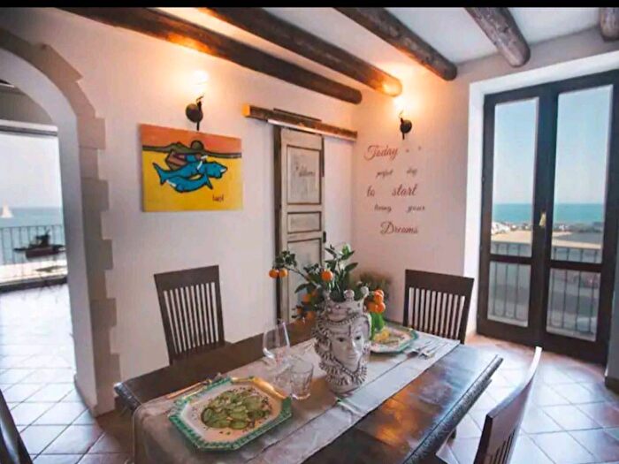 Appartamento trilocale in affitto in Belvedere San Giacomo, Ortigia, Siracusa